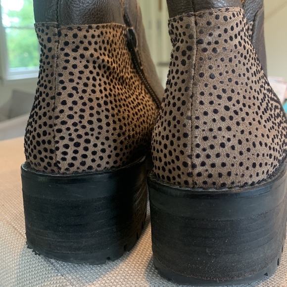 EUC Chunky Leather bootie BROWN & LEOPARD US 8 EU 39 - Picture 7 of 14